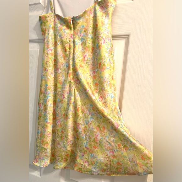 Morgan & Co. Pastel Floral XS  junior Dress - Picture 5 of 12